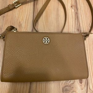 SOLD - Tory Burch Robinson Crossbody